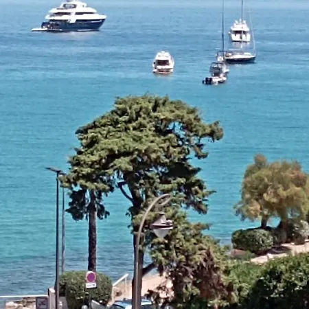 Beau 4 Pieces De 75 M2 Entierement Renove A 30 M Des Plages Lägenhet Roquebrune-Cap-Martin